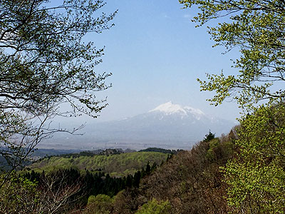 梵珠山から岩木山の展望